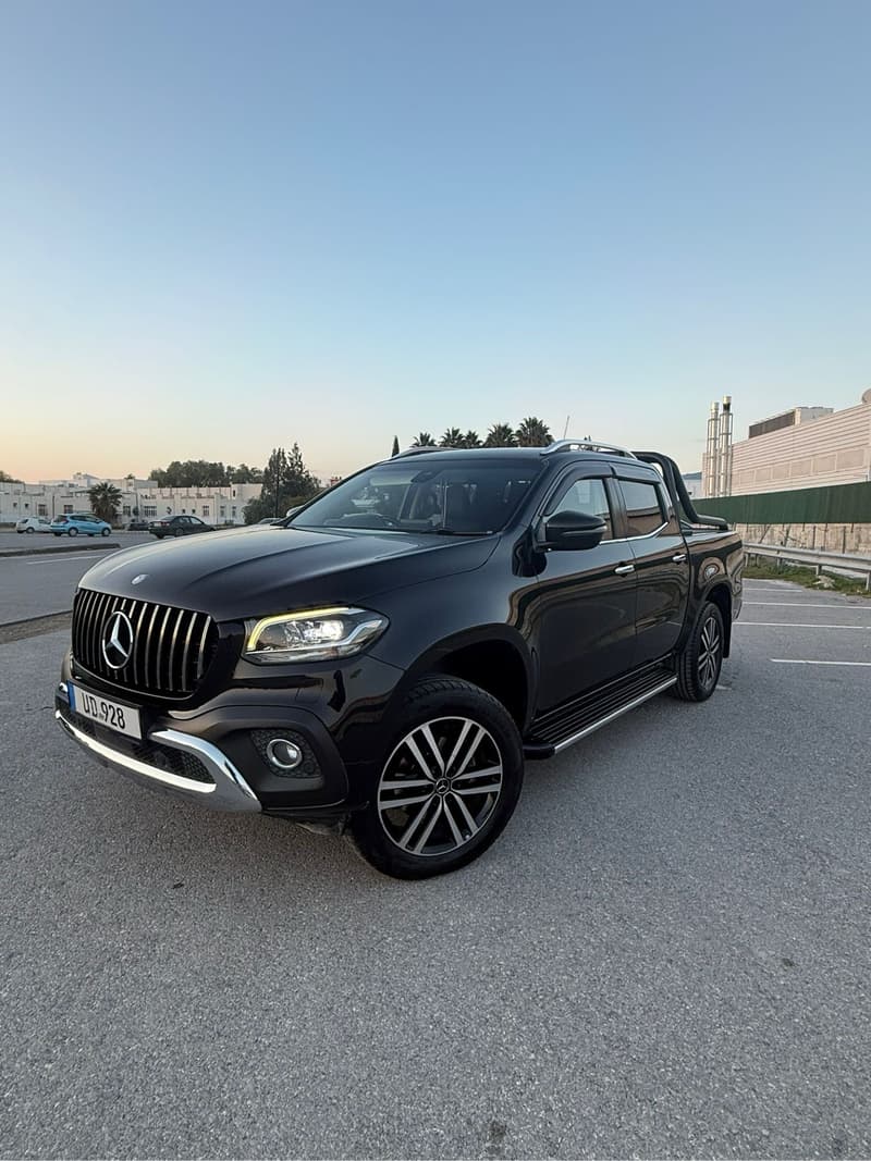 Mercedes-Benz X 250d — 1/10