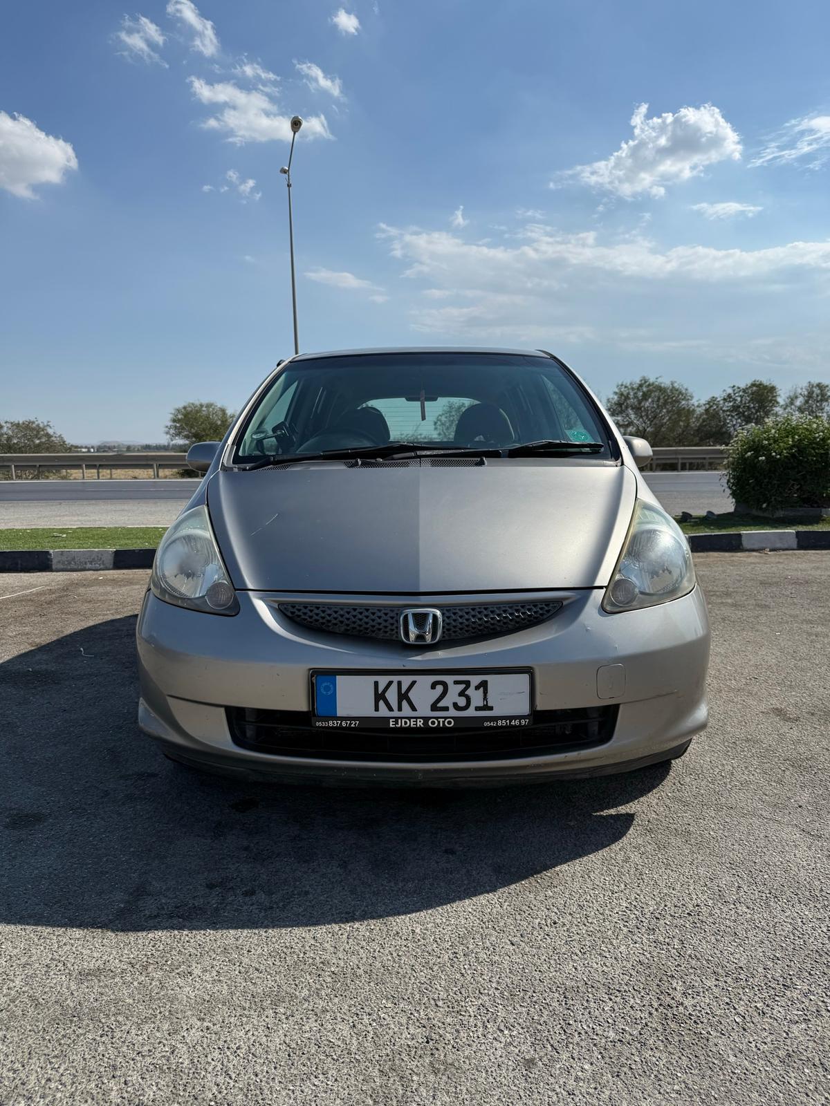 2005 Honda Fit