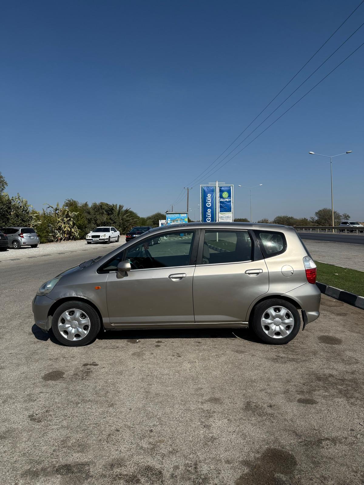 2005 Honda Fit 3