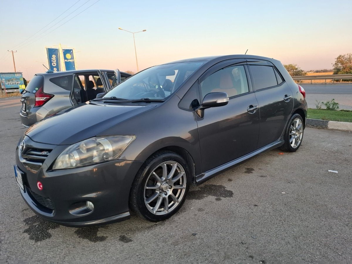 2011 Toyota Auris 6