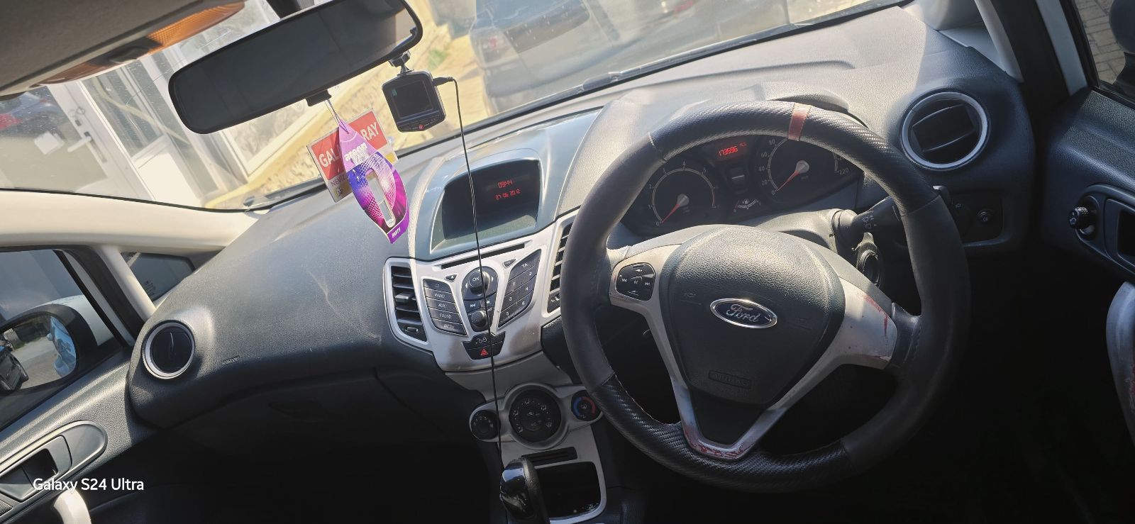 Ford Fiesta 2013 Satılık İkinci El - Thumbnail 3