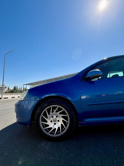 Volkswagen Golf — 8