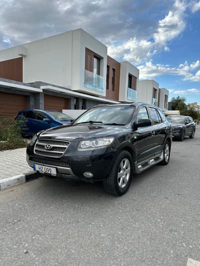 Hyundai Santa Fe — 4