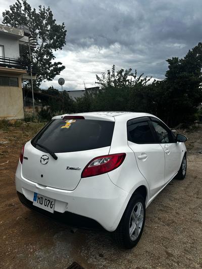 Mazda Demio — 5