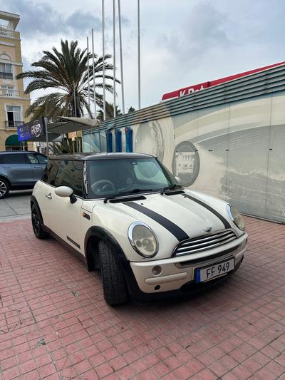 Mini Cooper — 1
