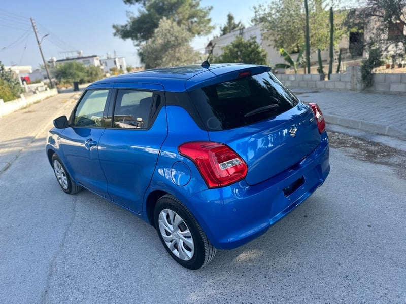 Suzuki Swift — 3