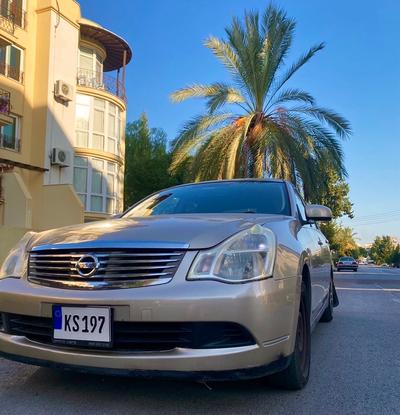 Nissan Bluebird — 6