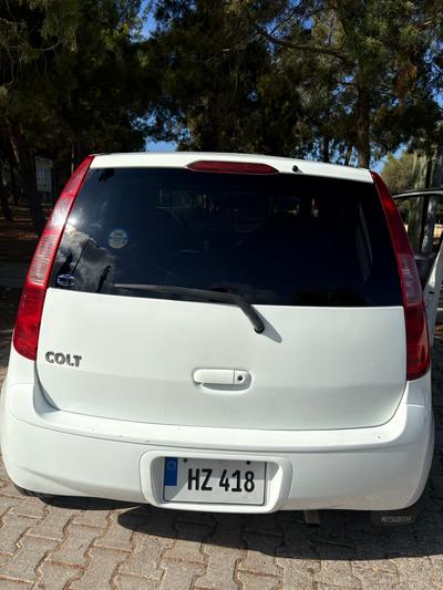 Mitsubishi Colt — 10