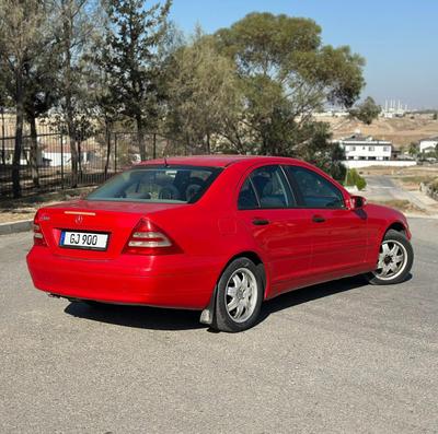 Mercedes-Benz C 180 — 2