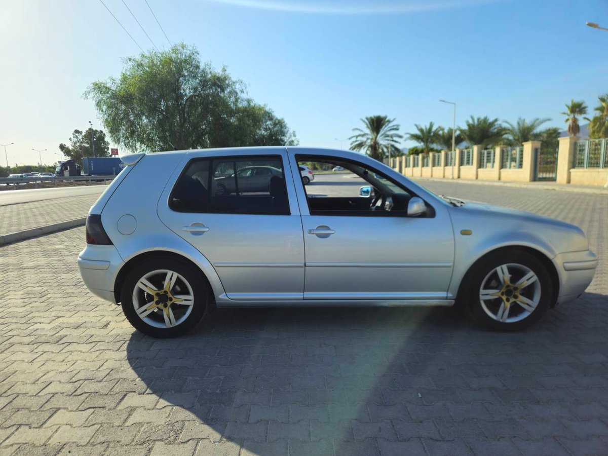 2000 Volkswagen Golf 7