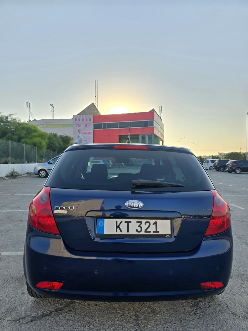 Kia Ceed — 3