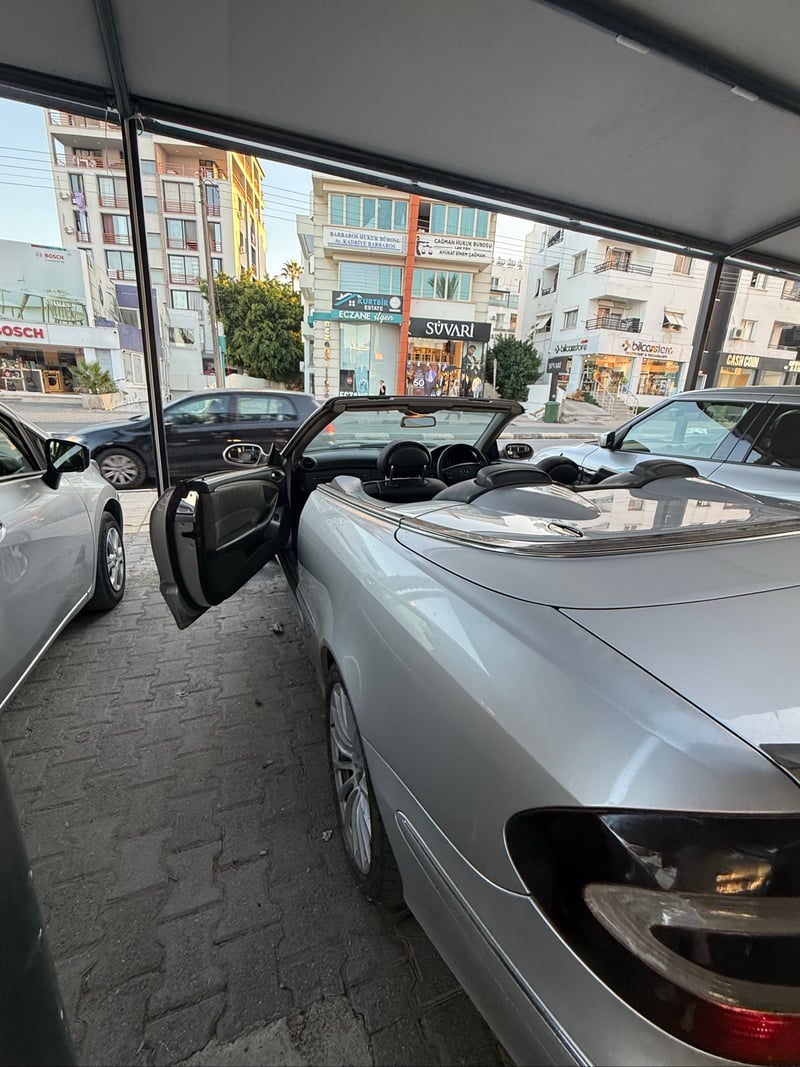 Mercedes-Benz CLK 200 — 2