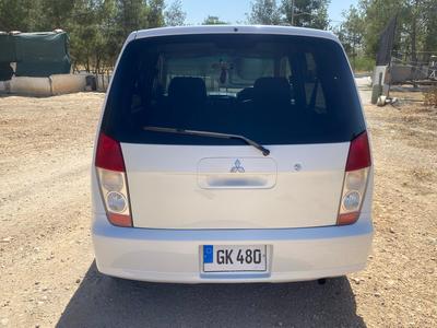 Mitsubishi Dingo — 2