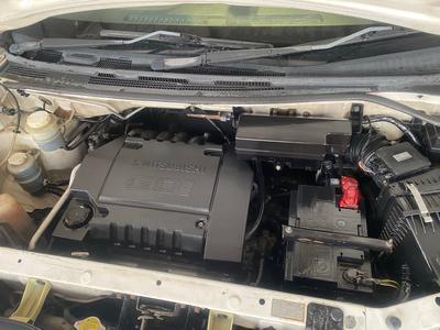 Mitsubishi Dingo — 8
