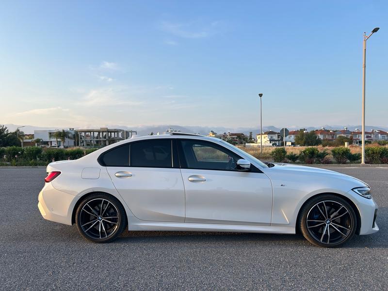 BMW 320i — 1/10