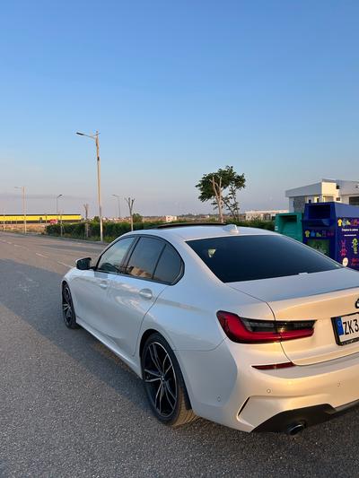 BMW 320i — 5