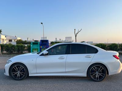 BMW 320i — 6