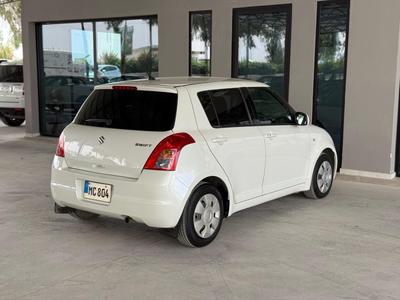 Suzuki Swift — 4