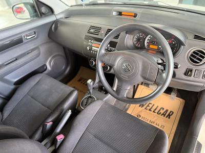 Suzuki Swift — 6