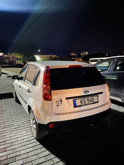Ford Fiesta — 4
