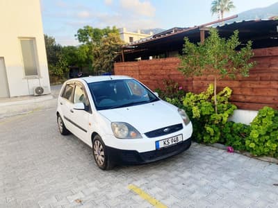 Ford Fiesta — 6
