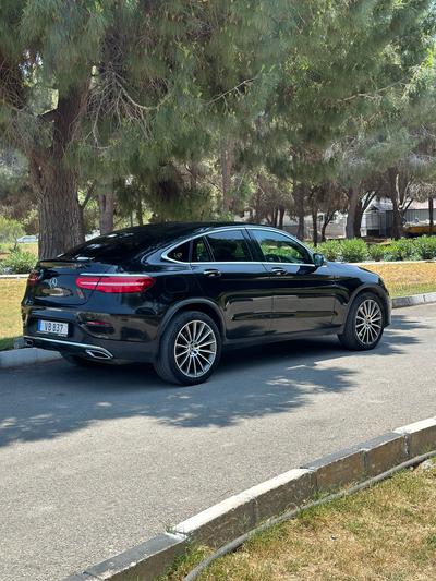 Mercedes-Benz GLC 300d — 4