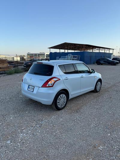 Suzuki Swift — 4