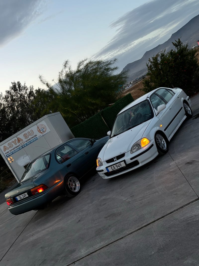 Honda Civic — 1/10