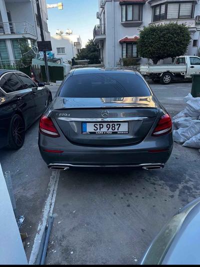 Mercedes-Benz E 220d — 2