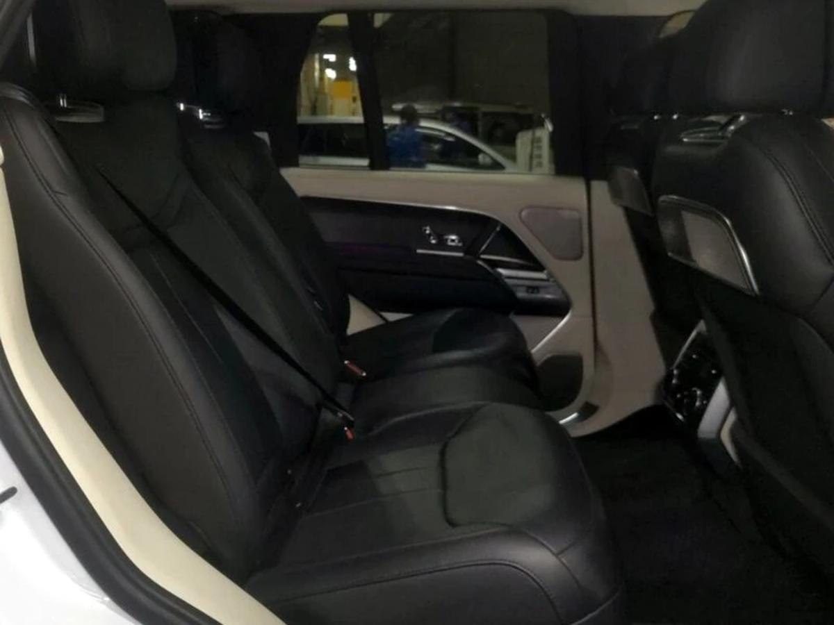 2024 Land Rover Range Rover Autobiography 9
