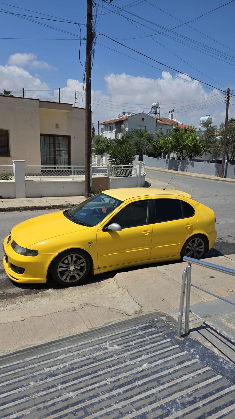 Seat Leon — 1/7