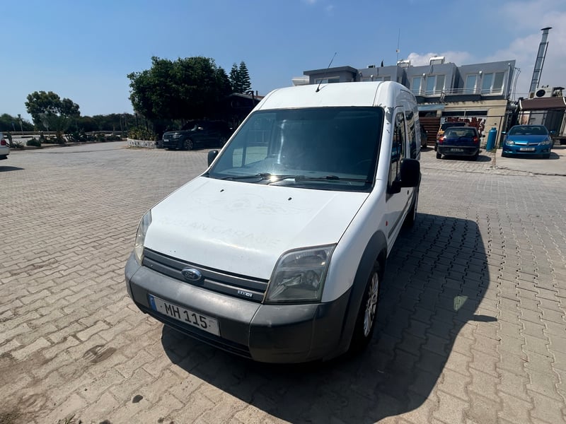 Ford Transit Connect — 2