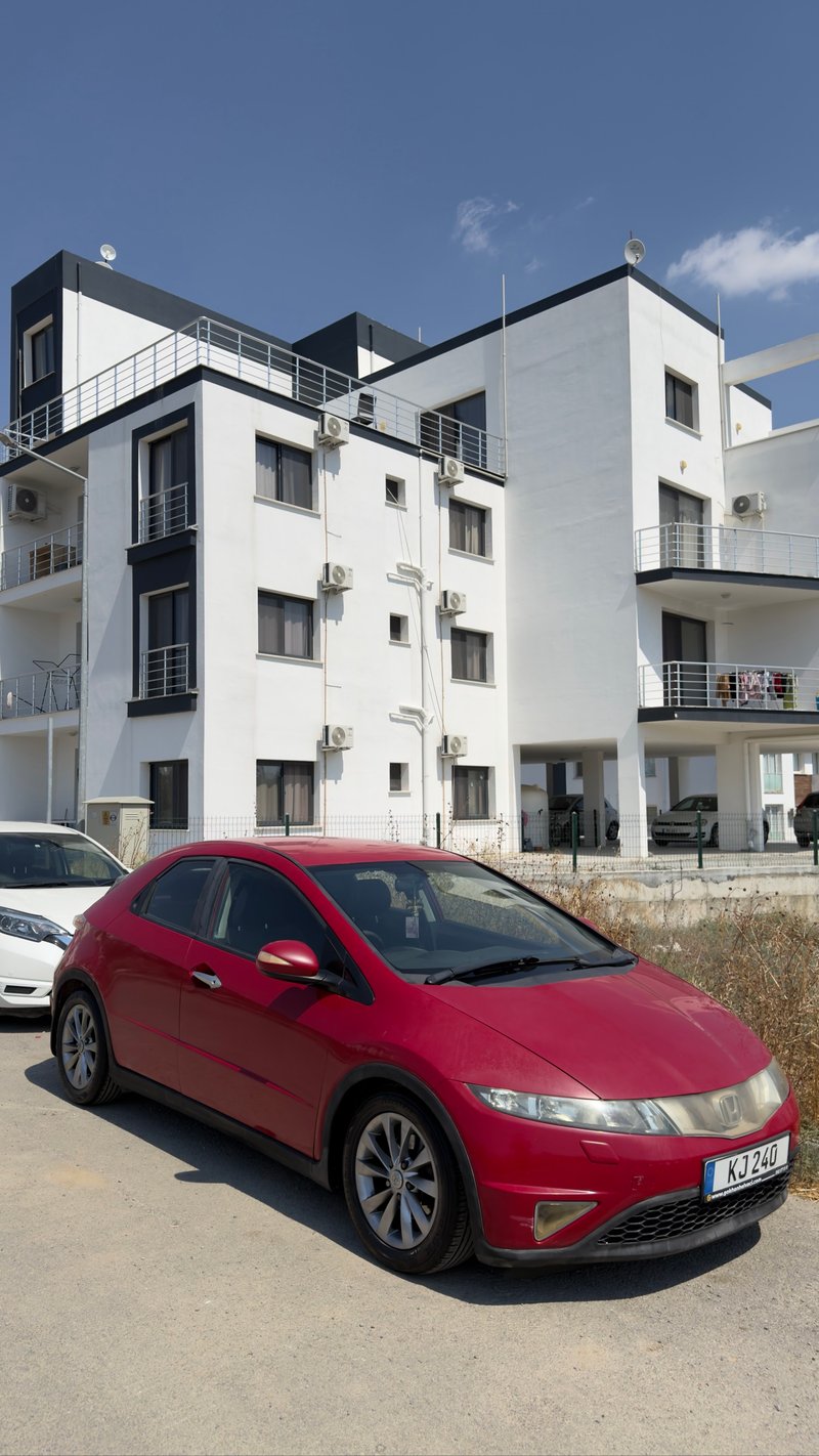Honda Civic — 4
