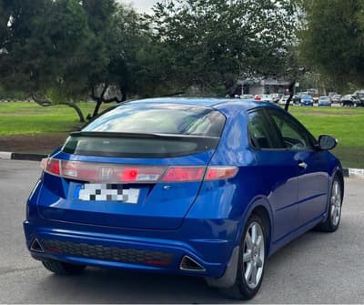 Honda Civic — 2