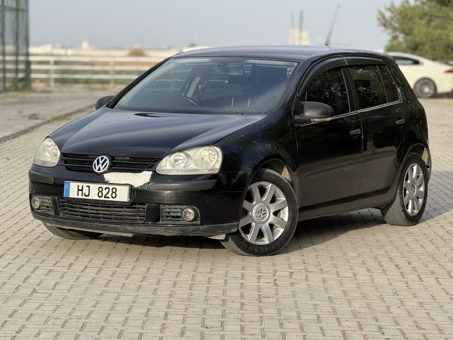 2005 Volkswagen Golf Benzin Otomatik Lefkoşa İlan görseli - GalerimPlus