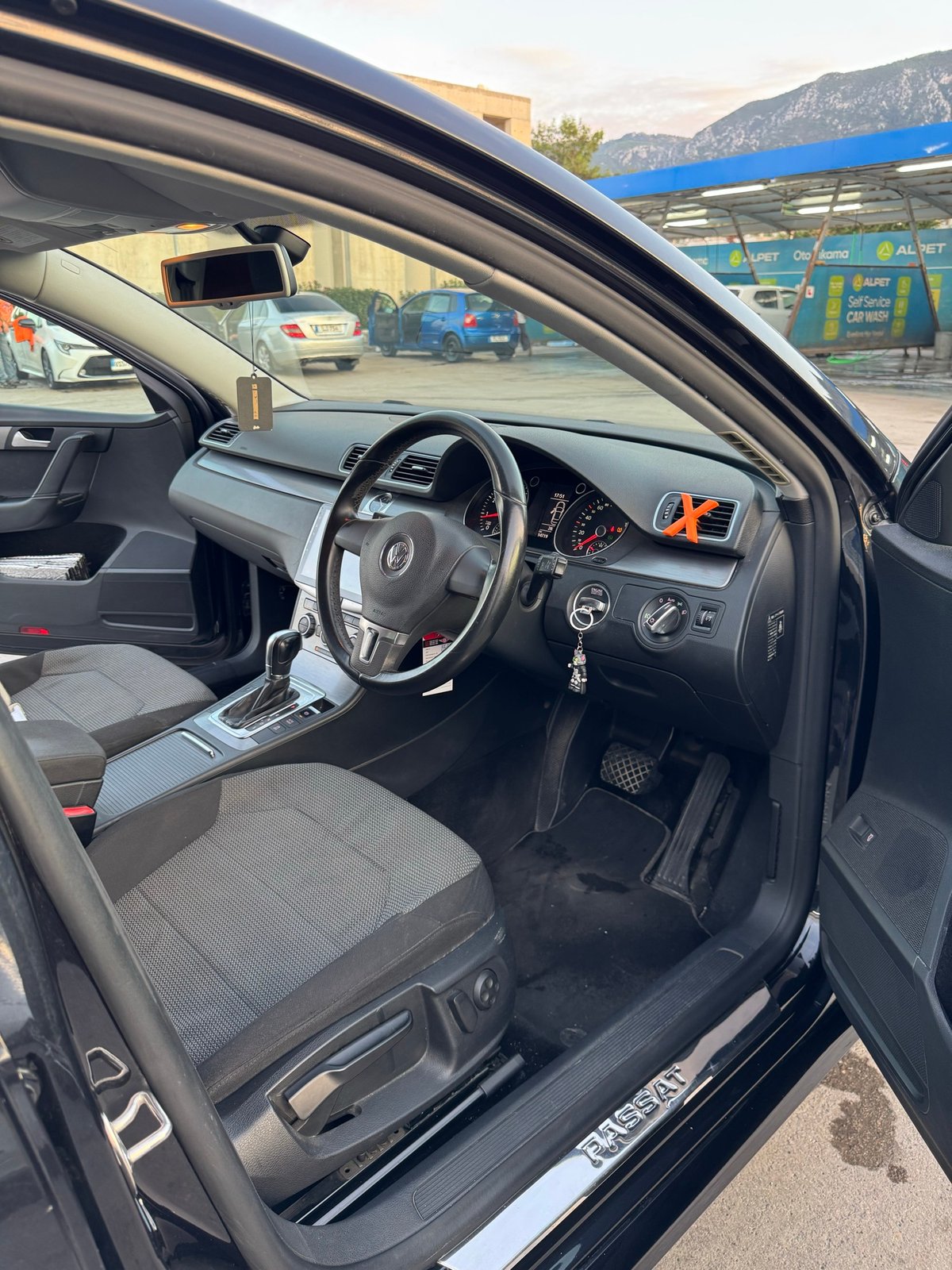 2013 Volkswagen Passat 6