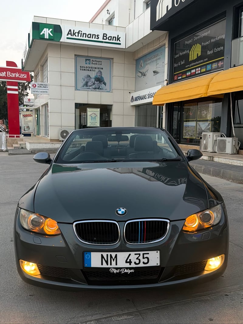 BMW 320i Cabrio — 4