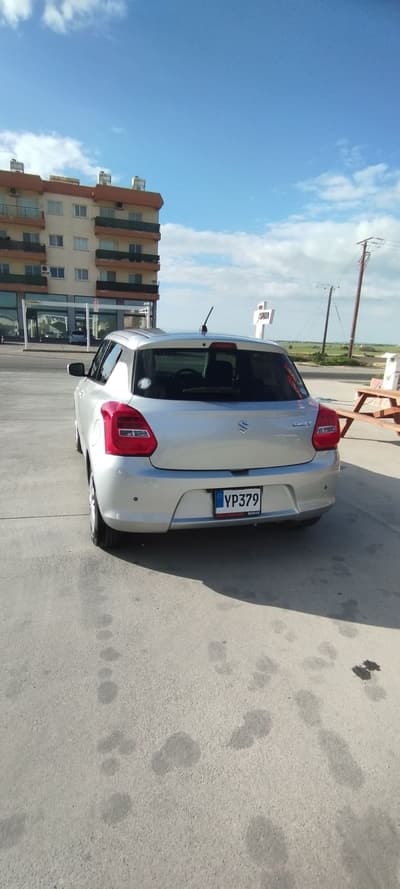 Suzuki  Swift — 9