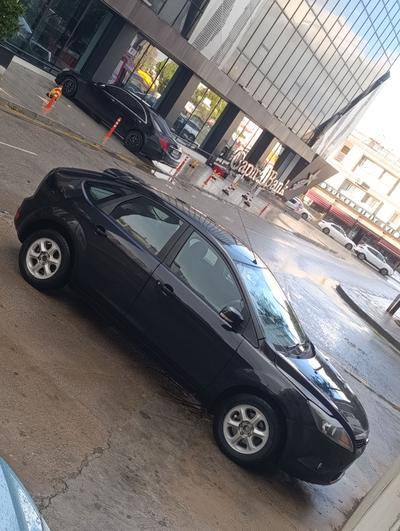 Ford Focus — 2
