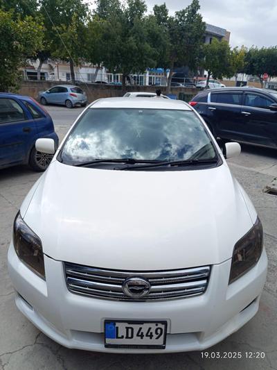 Toyota Corolla Axio — 2