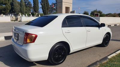 Toyota Corolla Axio — 5