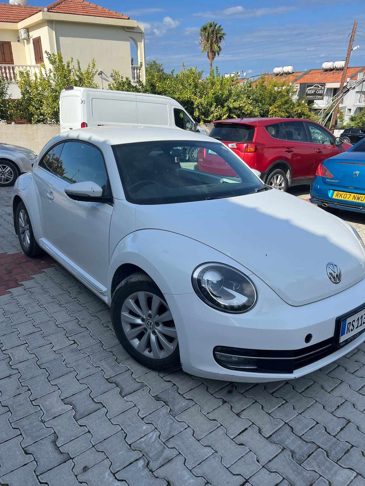 2016 Volkswagen Beetle 2