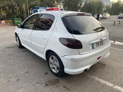 Peugeot 206 — 6