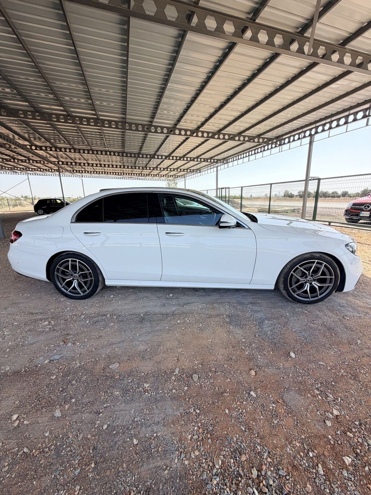 2022 Mercedes-Benz E 220d 4