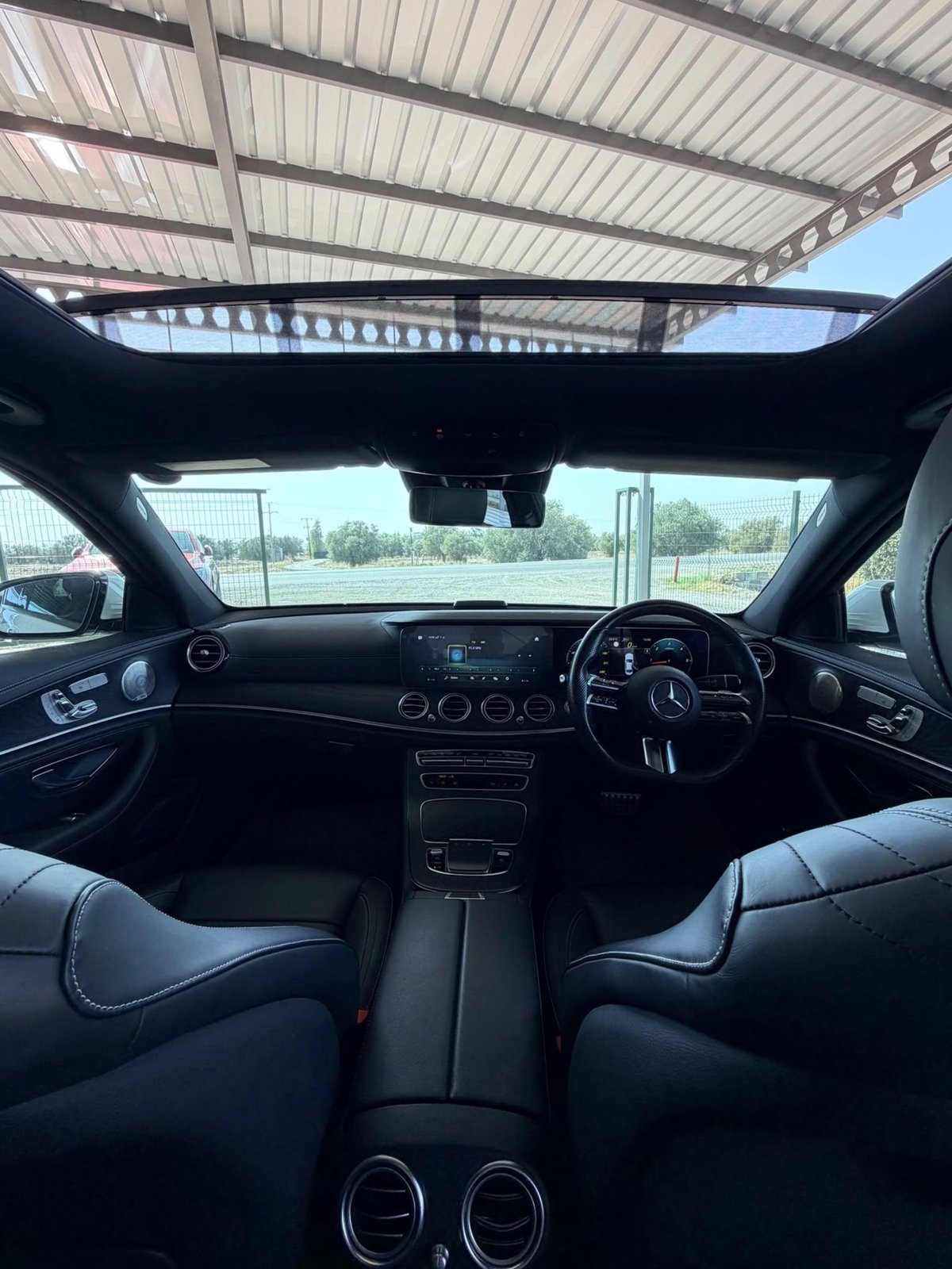 2022 Mercedes-Benz E 220d 8