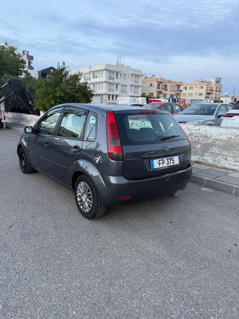 Ford Fiesta — 1/9