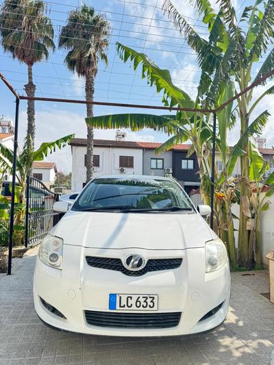 Toyota Auris — 2