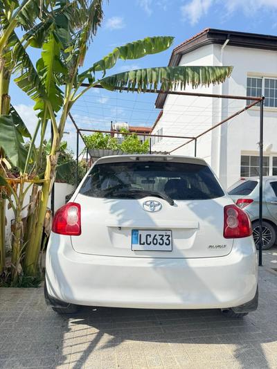 Toyota Auris — 3