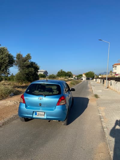 Toyota Vitz — 1