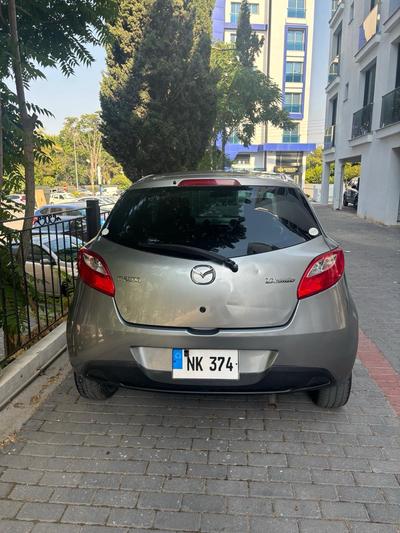 Mazda Demio — 3